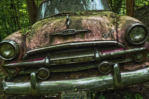 Стара кола Снимка: Pixabay