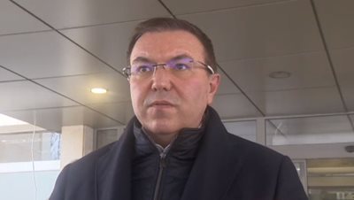 Здравният министър проф. Костадин Ангелов КАДЪР: БНТ