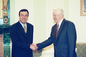 Как Петър Стоянов убеди Елцин да преглътне молбата на България за членство в НАТО