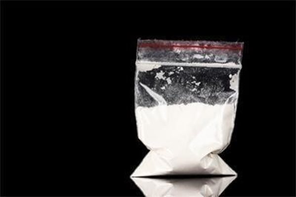 Мъж намери кокаин за над $100 милиона на плаж в Уелс (Снимка)