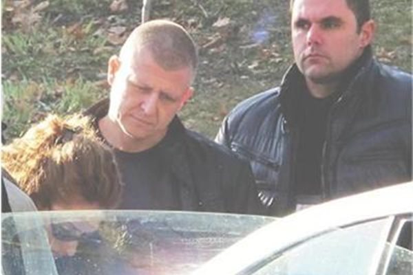 Румен Пенев при задържането му на 13 януари 2012 г. в центъра на Шумен.
