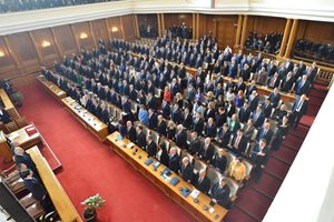 Депутатите задвижиха законовите облекчения за новите ВЕИ проекти