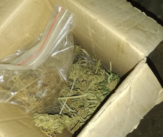 Хванаха дрогиран шофьор в Бургас, в колата му имало 2 кг канабис