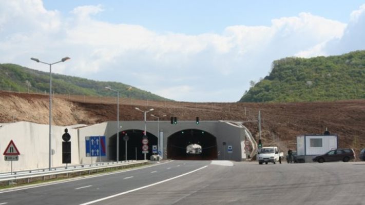 Системата за средна скорост действа в тунела на магистрала “Люлин”.