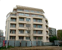 Българите пак купуват имоти на “зелено”: излизат 30-40% по-евтини от вече завършените