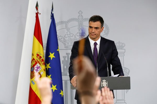 Премиерът на Испания Педро Санчез  СНИМКА: Ройтерс