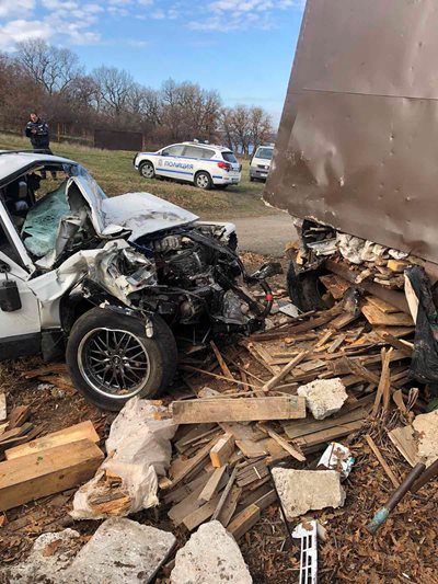 The jeep with the three men collided with a highway van.  Photos: Ministry of the Interior