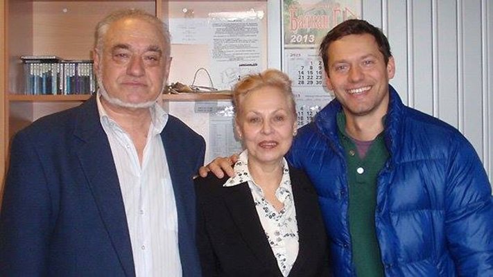 Певецът с родителите си - оперни певци - Тиха Генова и Орлин Павлов-старши