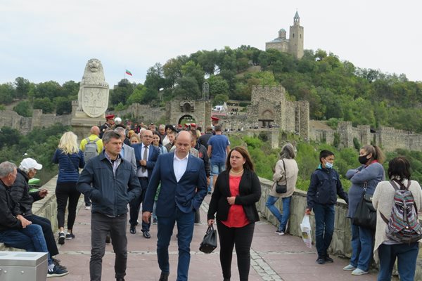 Българите се стекоха в Търново за Независимостта