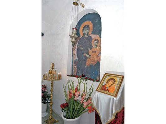 Икона на Богородица в Лозенския манастир.