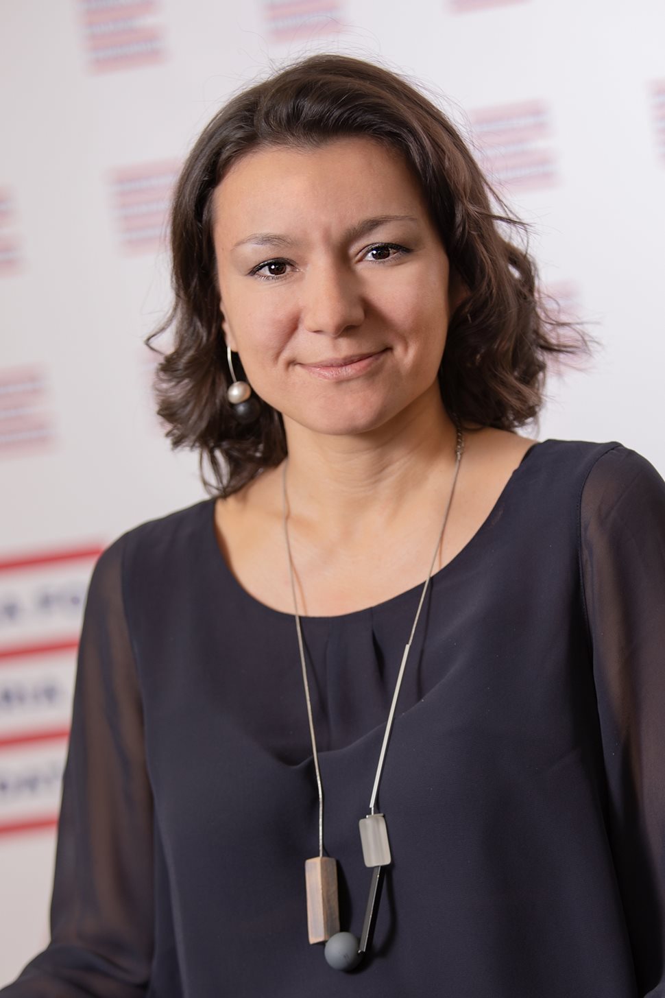 
Виолета Недева има бакалвърска степен по инженерна екология от Химико технологичен и металургичен университет в София (ХТМУ) и магистърска степен по опазване на околната среда и устойчиво развитие от ХТМУ. Част от фондацията е от 2011 г.