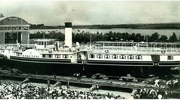 Корабът “Радецки”, с който четата на Ботев слиза на Козлодуйския бряг.