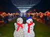 Дядо Коледа и джуджетата му радват жители и гости на Велико Търново в коледно градче
