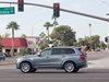 Кола без шофьор блъсна пешеходка в Аризона, загинала е