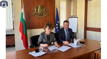 Кметът на Несебър подписа първия договор по инвестиционната програма на държавния бюджет