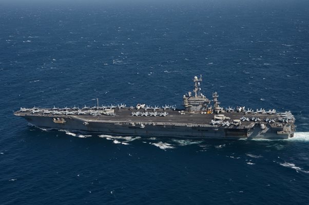 САЩ прехвърлиха под оперативен контрол на НАТО своя ядрен самолетоносач “Хари Труман” за ученията Neptune Strike '22, които започнаха в Средиземно море в понеделник.