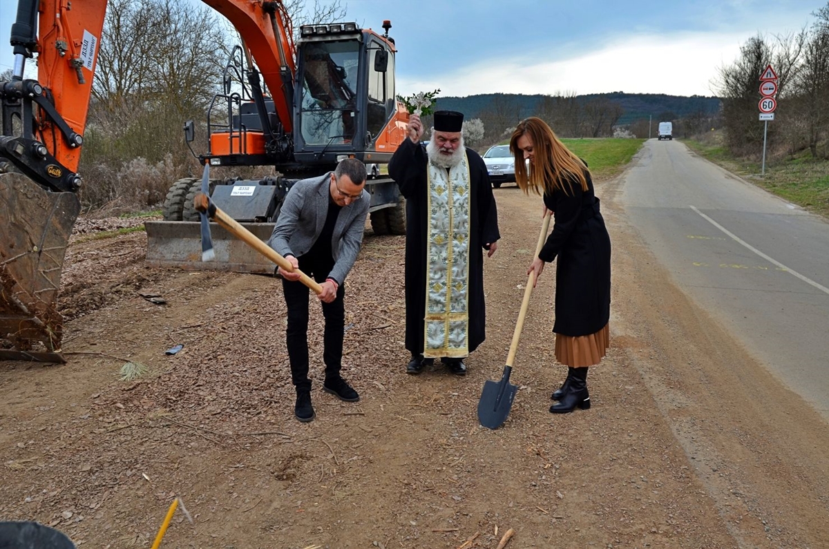 Започна ремонт на пътя Винарово - Могилово в община Чирпан
