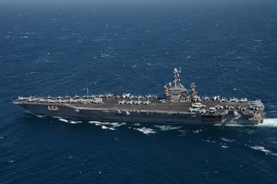 САЩ прехвърлиха под оперативен контрол на НАТО своя ядрен самолетоносач “Хари Труман” за ученията Neptune Strike '22, които започнаха в Средиземно море в понеделник. СНИМКА: РОЙТЕРС