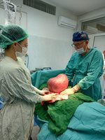 Екипът на д-р Захари Николов от АГО извърши успешно сложна операция
