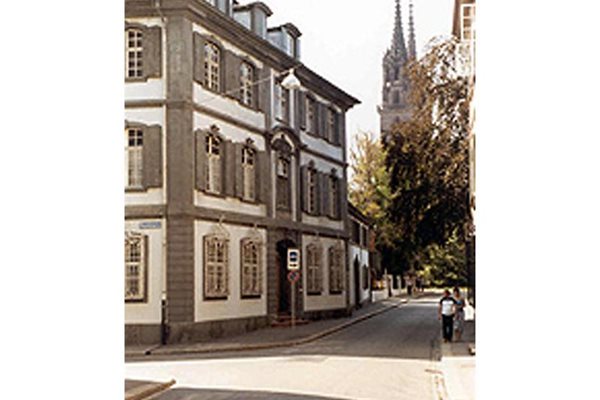 Службата по наследствата в Базел, която започна да търси наследниците на българина
