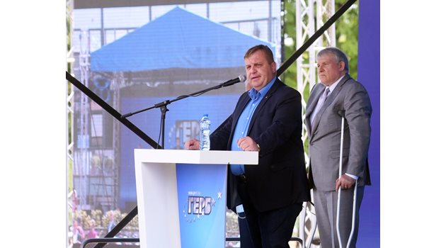 Лидерите на партиите партньори на ГЕРБ Красимир Каракачанов и Румен Христов бяха гости на форума.

СНИМКИ : ВЕЛИСЛАВ НИКОЛОВ