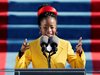 Млада поетеса, която мечтае да е президент, стана звездата на клетвата на Байдън (видео)