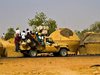 Най-малко 10 загинали в Буркина Фасо, след като автобус е попаднал на мина
