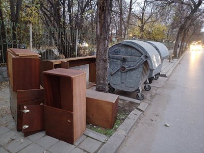 Едрогабаритни отпадъци се събират в Пловдив на определени места.