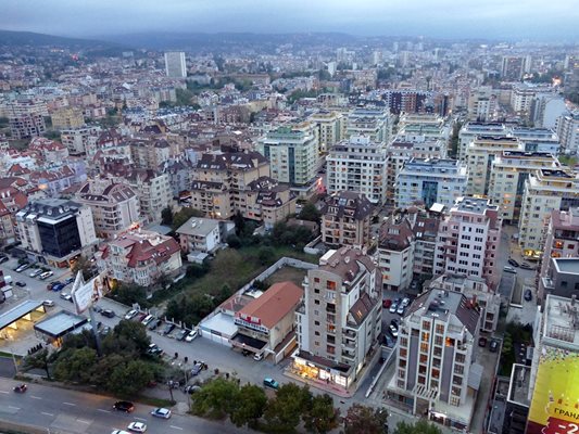 В София и Варна жилищата са най-недостъпни
СНИМКА: “24 ЧАСА”