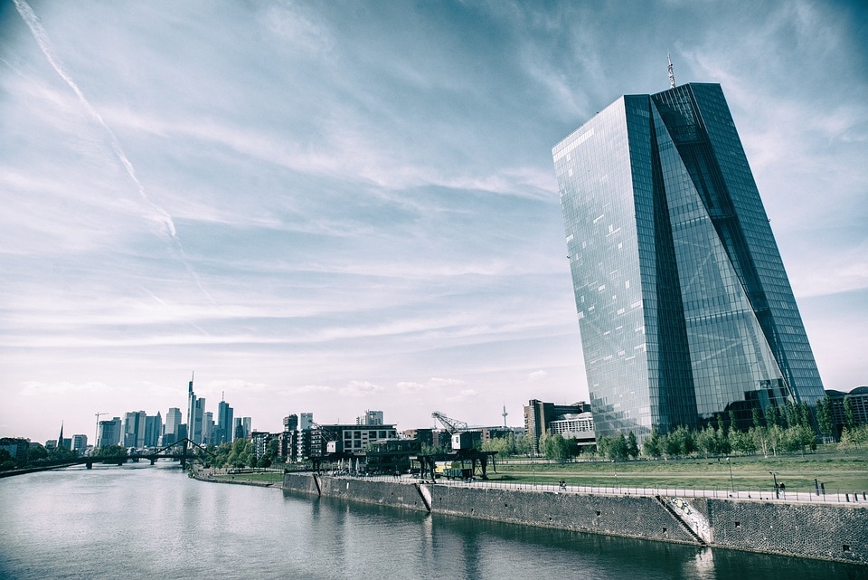 ЕЦБ се доближава до края на цикъла на затягане на паричната политика, но остава "последният участък"