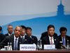 Започна срещата на Г-20, домакините накараха Обама да чака в самолета си