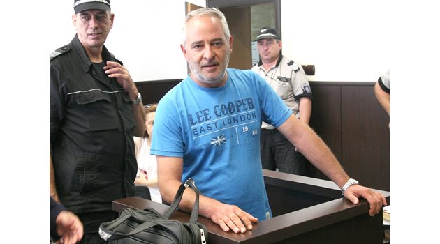 Владимир Петров бе оставен за постоянно в ареста