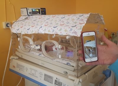 Since the beginning of the pandemic, UMBAL has provided mothers of premature babies the opportunity to view them through Viber.