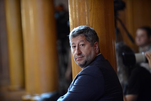 Христо Иванов: Пеевски иска да тласне към избори