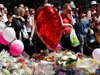 Великобритания запази минута мълчание в памет на жертвите в Манчестър
