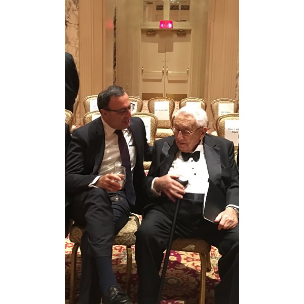 Petar Stoyanov Remembers Henry Kissinger: An Era Passed Away