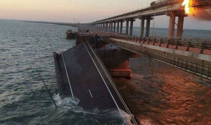 В Крим въведоха хранителен режим след взрива на моста
