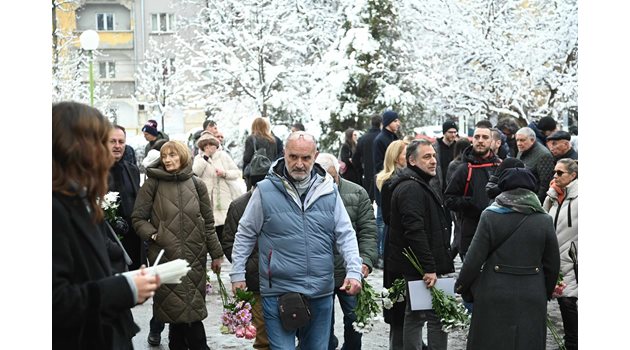 Поклонението на Петър Василев - Петела Снимка: Йордан Симеонов