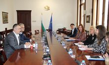Зам.-министрите Кинчева и Цанева обсъдиха с председателя на Transparency International борбата с корупцията, регулирането на лобизма, SLAPP делата