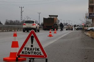 35 нелегални мигранти заловени край турско-българската граница