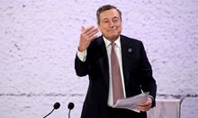 Премиерът на Италия обеща падане на мерките срещу коронавирус
