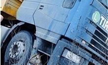 Шофьорът на буса е загинал в катастрофата на пътя София- Варна