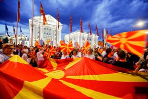 Par excellence национално предателство, ако не приемем френското предложение за Македония