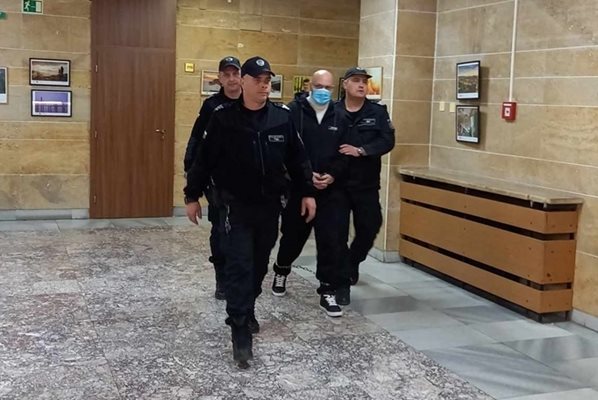 Гледат при закрити врати делото за гей убийството в Стамболийски и в Апелативния съд