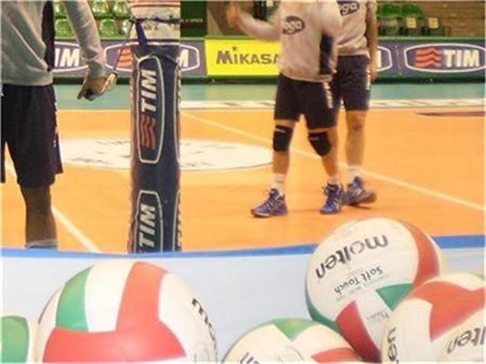 Национал по волейбол взе купа в Италия