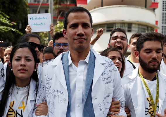 Венецуелският опозиционен лидер Хуан Гуайдо  СНИМКА: Ройтерс