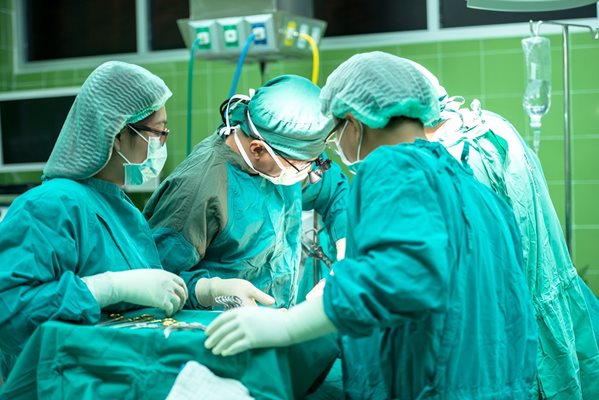 Лекари от ВМА извършиха втора чернодробна трансплантация за две седмици
