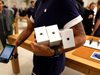 Френската прокуратура разследва "Епъл" заради забавянето на телефони