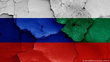Германска медия: Тласкат България обратно в орбитата на Русия