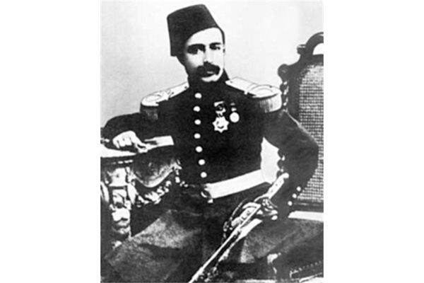 ПРОНИЦАТЕЛЕН: Мазхар паша води следствието след обира в Арабаконак и разкрива комитетската мрежа.